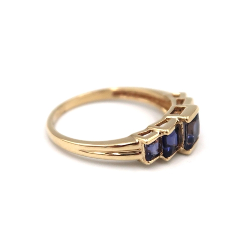 183 - A 9ct yellow gold five stone Tanzanite ring - head size approx 18mm x 7mm - ring size approx S/T - t... 