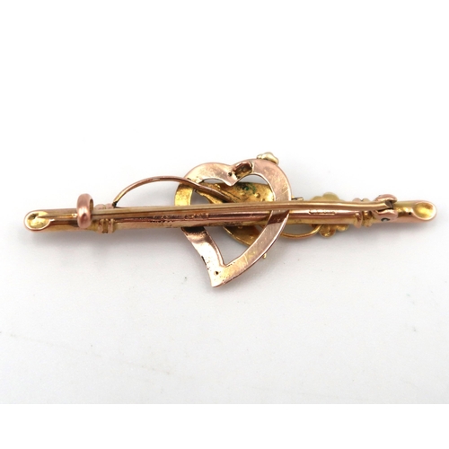 185 - A 9ct rose gold heart and seed pearl bar brooch - hallmarked Chester 1913 - head size approx 46mm x ... 