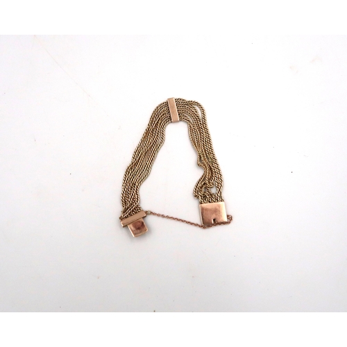 140 - A 10ct bracelet, approx 17.9grams - 16.5cm long - unmarked but tests as 10ct