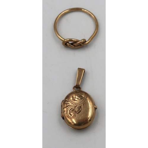 162 - A 9ct stamped locket and a 9ct gold rope twist design ring size M 3.9grams.