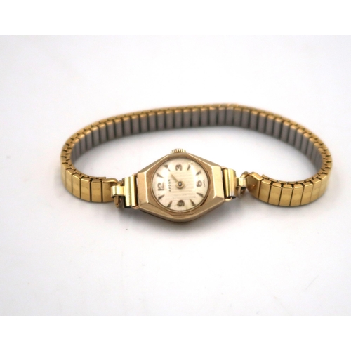 275 - A ladies Ardan, swiss movement, 9ct yellow gold cased wristwatch on a plated bracelet strap, missing... 