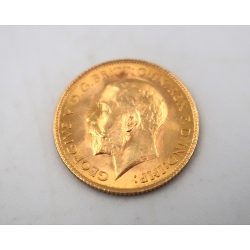 378 - A 1914 gold half sovereign, approx 4 grams