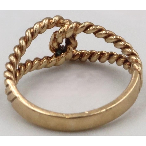 38 - A 9ct gold rope twist knot style ring, size K, Weight 2.34 grams