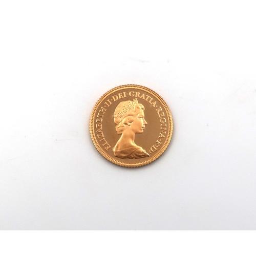 390 - A 1980 Half gold Sovereign