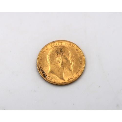 394 - A 1907 full gold sovereign, 7.98grams.