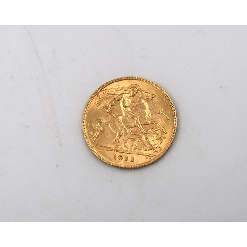 396 - A 1911 half gold sovereign, approx 4 grams