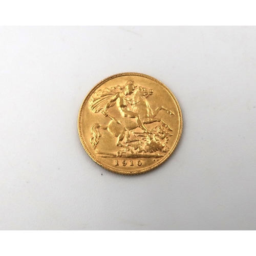 398 - A 1910 half gold sovereign, approx 4 grams