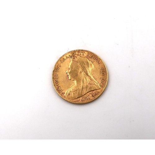 399 - A 1898 full gold sovereign, 7.98 grams