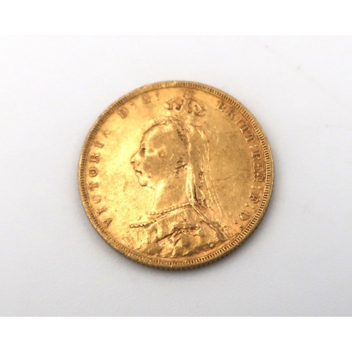 427A - A 1892 Full Sovereign, 7.98grams 22ct gold.