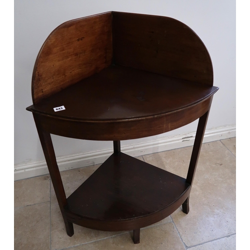 643 - A mahogany corner washstand