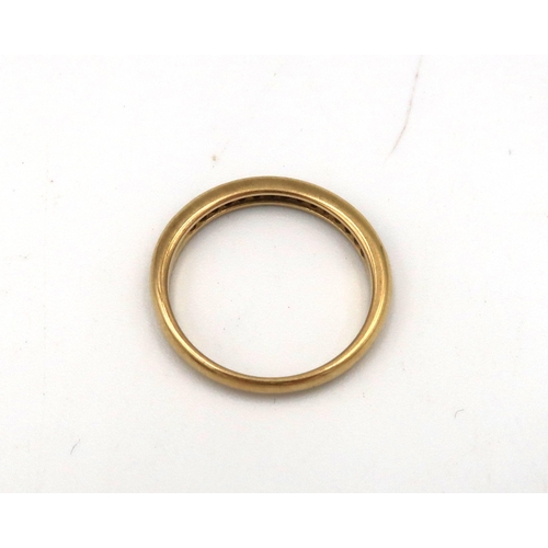 200 - An 18ct yellow gold half eternity ring, size J/K, approx 2.5 grams