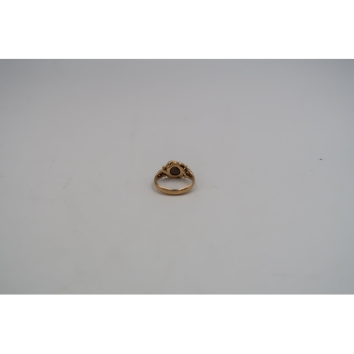 181 - An 18ct yellow gold ring size N/O - approx weight 5.4 grams