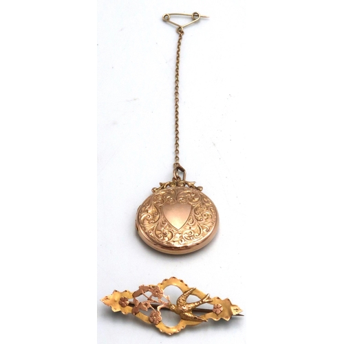 19 - A 9ct marked yellow gold locket with engraved decoration and a 9ct gold bar brooch 4.3 grams. In goo... 