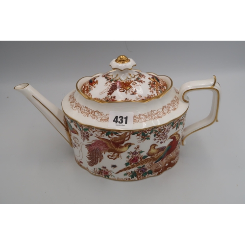 431 - 22 pieces of Royal Crown Derby 'Olde Avesbury' tea service - crack to one saucer and tea pot lid, ot... 