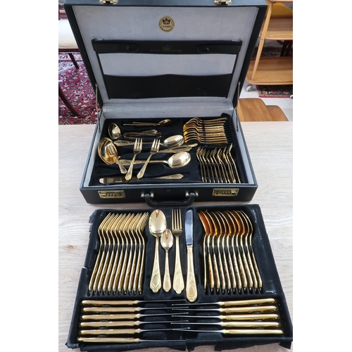 441 - A 12 place setting of gold plated cutlery in a leather suitcase - SBS Soligen - in good condition