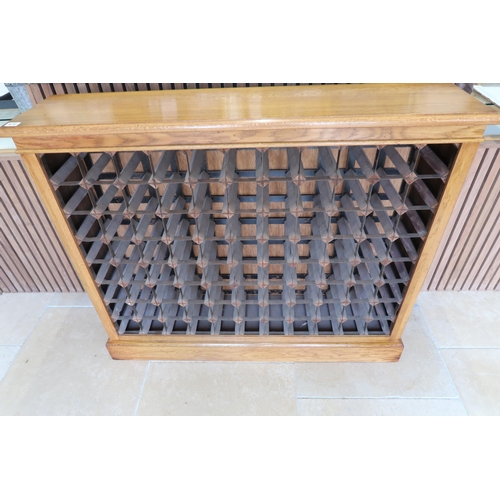 670 - A good quality oak wine rack, made by a local craftsman to a high standard - Width 118cm x Height 10... 