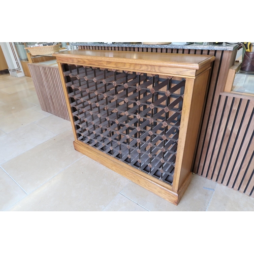 670 - A good quality oak wine rack, made by a local craftsman to a high standard - Width 118cm x Height 10... 