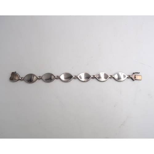 69 - A Georg Jensen Modernist concave bracelet No 171 hallmarked Silver 19cm long. In good condition.