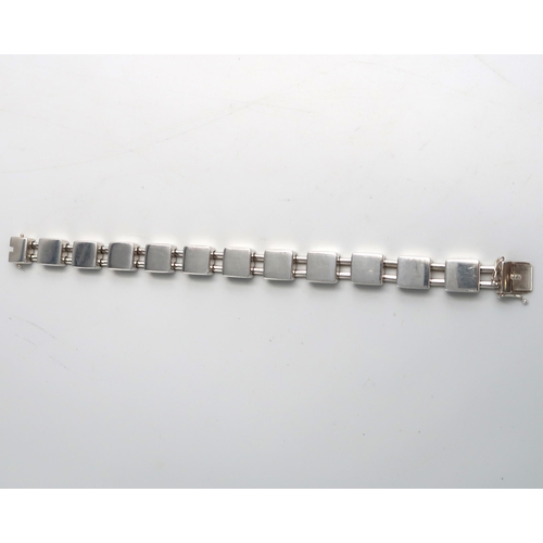 71 - A Georg Jensen hallmarked Silver Modernist Aria cube design bracelet, 593C, 20cm long, Boxed as new ... 