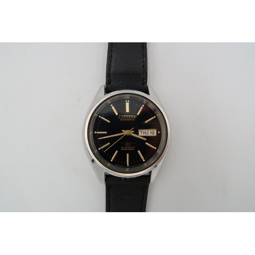 280 - A gents Citizen automatic wristwatch in stainless steel case, black enamel dial with baton markers 2... 