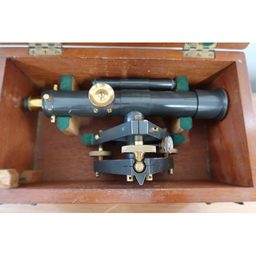 519 - A W.F. Stanley & Co Theodolite no. 29266 cased