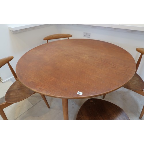 641 - A Hans J Wegner for Fritz Hansen circular dining table on three legs - Diameter 120cm - along with s... 