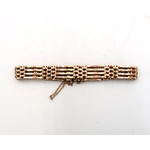  A hallmarked 9ct yellow gold gate link bracelet, 23.5 grams, 18cm long