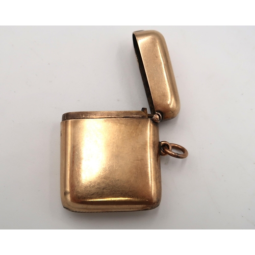  A hallmarked 9ct yellow gold vesta, Chester William Neal 1899, approx 17.1 grams