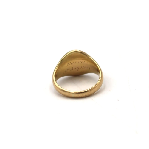 197 - An 18ct gold signet ring, size L, 10.0g.