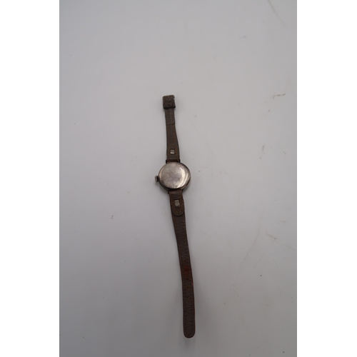 280 - A solid silver 925 ladies 1928 watch, requires a service