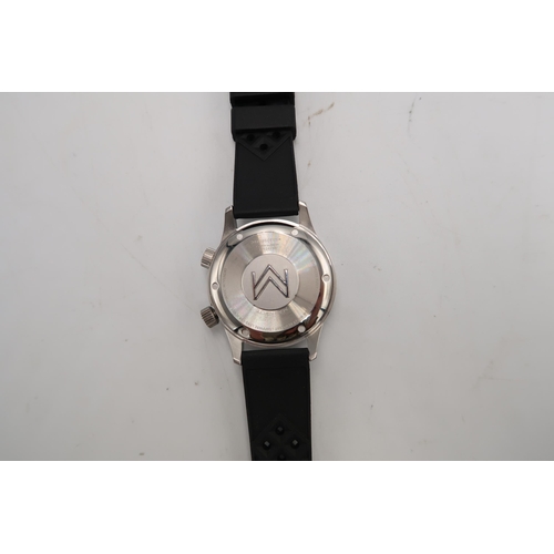 293 - A Gentleman's Marnaut Seascape wristwatch, automatic movement, 3.9cm across bezel, with box as new, ... 