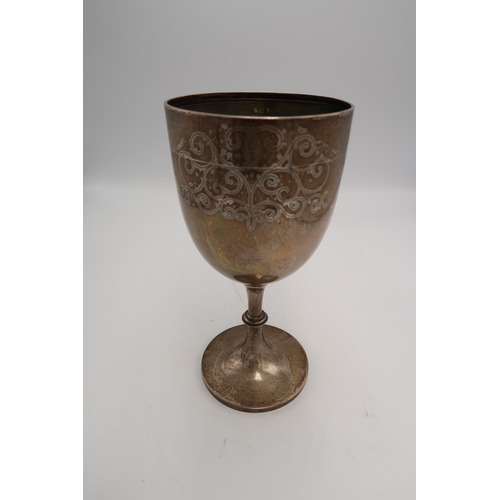 352 - A silver cup, 10 by 21cm high, 6.62toz, Birmingham 1908.