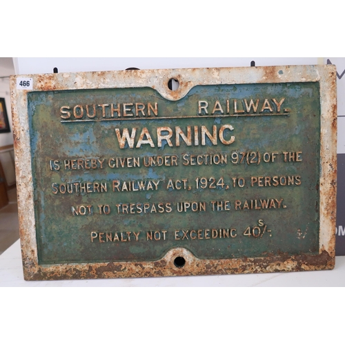 466 - A Southern Railway cast iron trespassing sign 62cm x40cm.