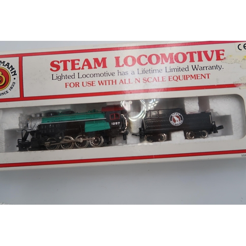 504 - A Graham Farish N gauge locomotive No 1114 5700 class, Pannier Tank - GWR Livery (boxed) and a Bachm... 