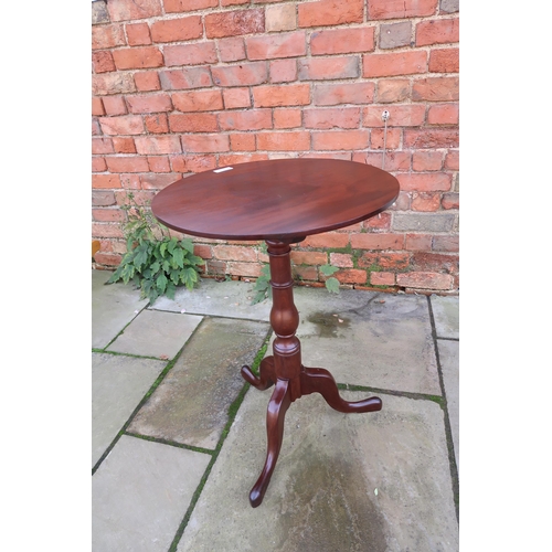 717 - A 19th Century Cuban Mahogany tilt top tripod table , Dia. 48cm x 74cm high (In good clean conditon)... 