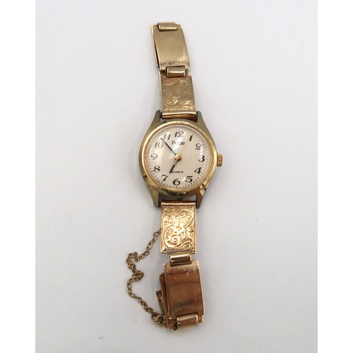 269 - A lady's Pulsar Quartz watch with 9ct gold bracelet strap.