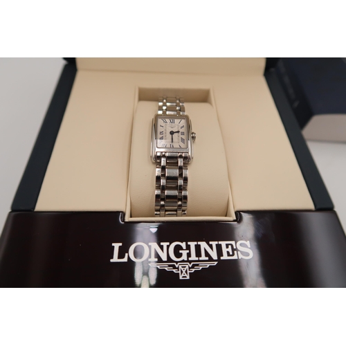 252 - A ladies Longines wristwatch, Dolce Vita L5.248.4 on a stainless steel bracelet strap, extra links a... 