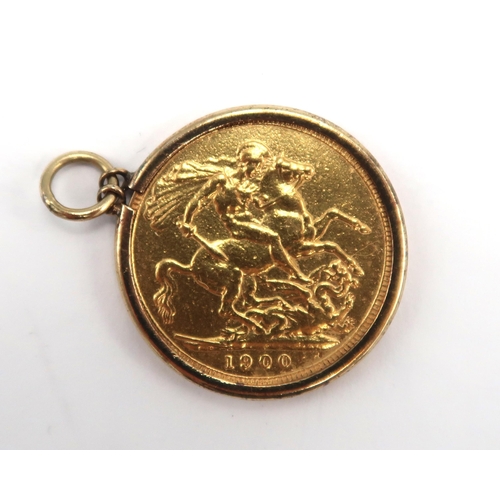 371 - A 1900 Edward VII full sovereign 7,98grams 22ct gold.