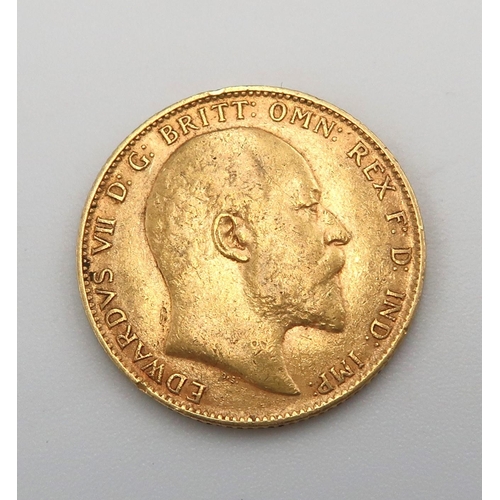 372 - A 1910 Edward VII full sovereign 7,98grams 22ct gold.