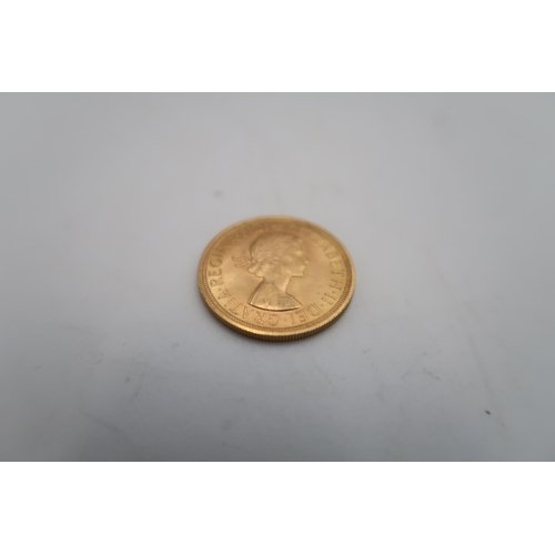 377 - A 1957 Elizabeth II full sovereign 7,98grams 22ct gold.