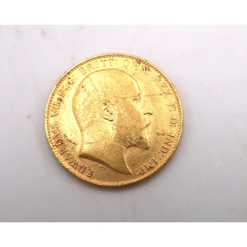 384 - A 1906 Edward VII full sovereign, 7.98 grams, 22ct gold