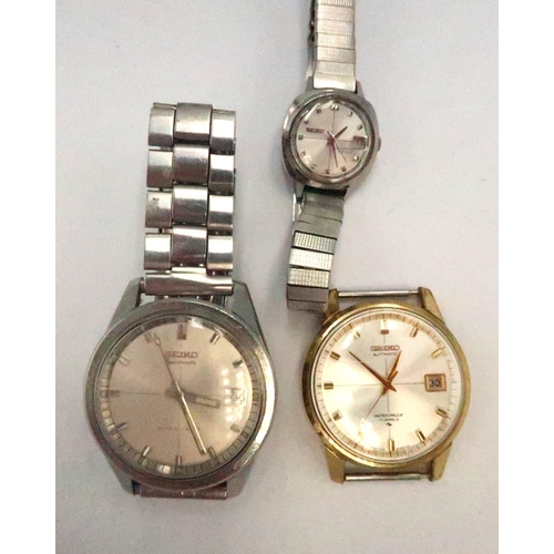 252 - Three Seiko Automatic wristwatches, two Sportsmetre and one lady's, stainless steel cased on bracele... 