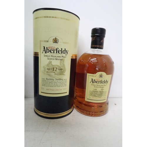  A boxed 1ltr bottle of Dewar's Aberfeldy, Aged 12 years, 40% Vol, Single Highland Malt, Scotch Whisk... 