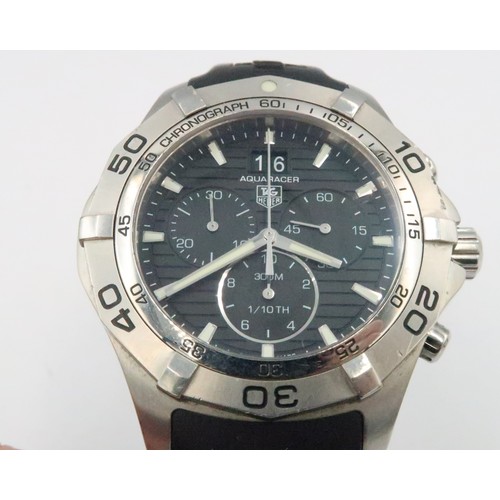 258 - A Tag Heuer Aquaracer Grande date chronograph quartz wristwatch on a rubber strap - with box and ins... 