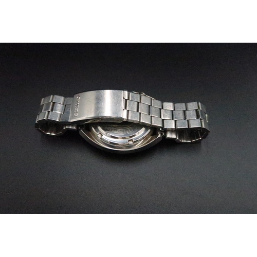 287 - A Seiko Bell-Matic wristwatch, the signed black dial turned ninety degrees to read horizontally to t... 