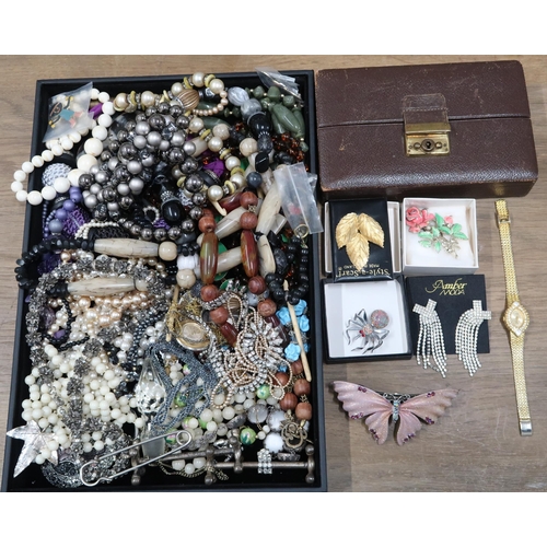 81 - A group of vintage and later costume jewellery including opalescent glass cabuchon set necklace, gla... 