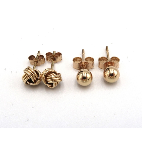  Two Pairs of 9ct Yellow Gold Stud Ear Rings