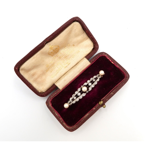 34 - A 15ct (Tested) 28 Diamond and Pearl Edwardian Brooch, Head Size approx. 44mm x 9mm, Diamonds are a ... 