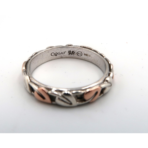 73 - A Clogau silver ring with rose gold leaf highlights, size L/M, 2.8g.