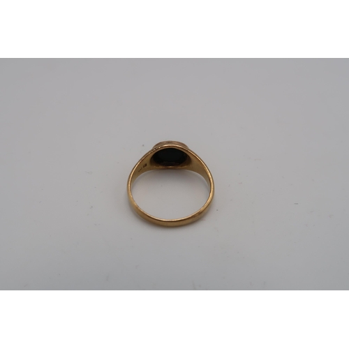 104 - An 18ct gold bloodstone seal ring. Size J. Weight 2.27 grams.